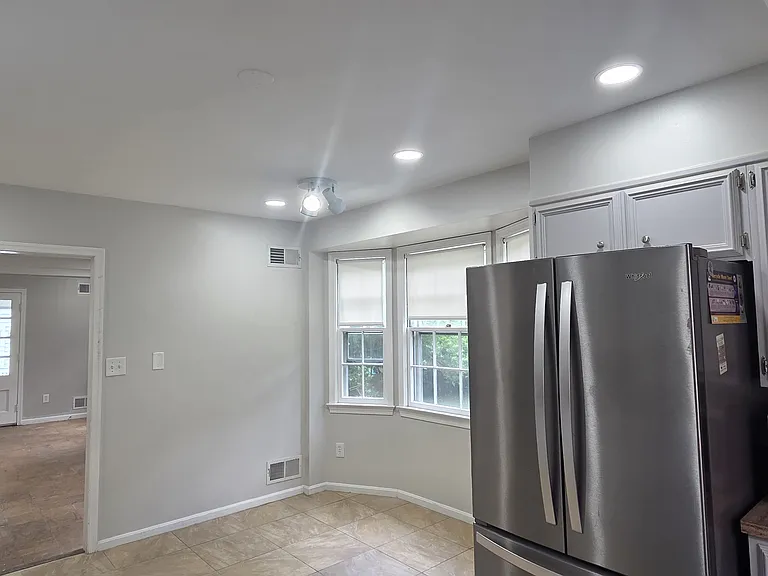 6004 Highboro Dr — Photo 8