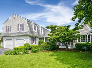 6 S Rindge Ave, Lexington, MA 02420
