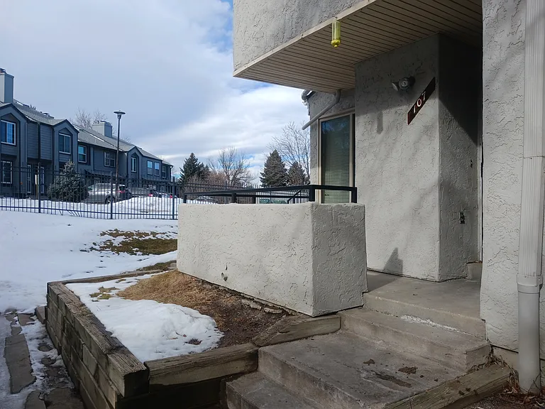 1820 Newland Ct #107 — Photo 1