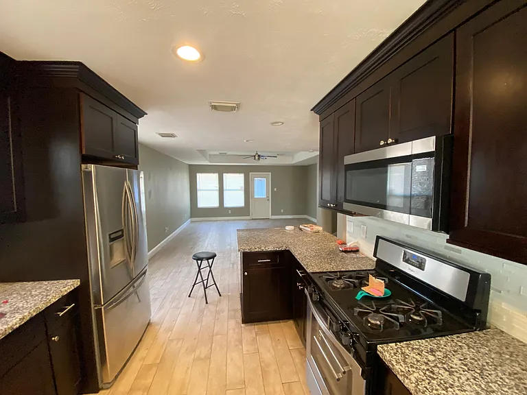 7834 Chervil Ln — Photo 22