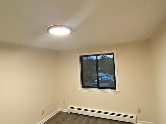 4th image of 625 W Lowell Ave Unit 19