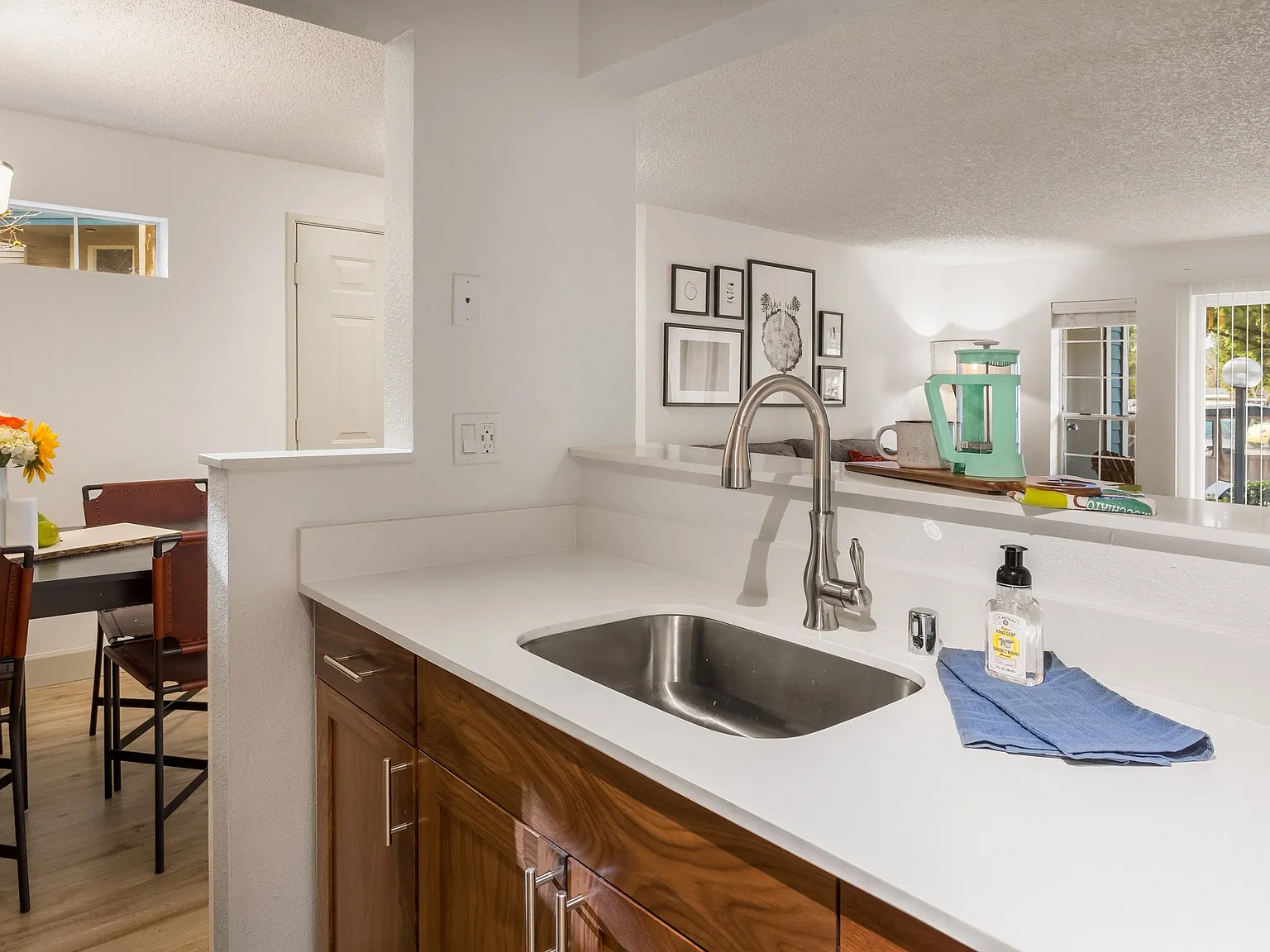 Artesia Apartments — Photo 3