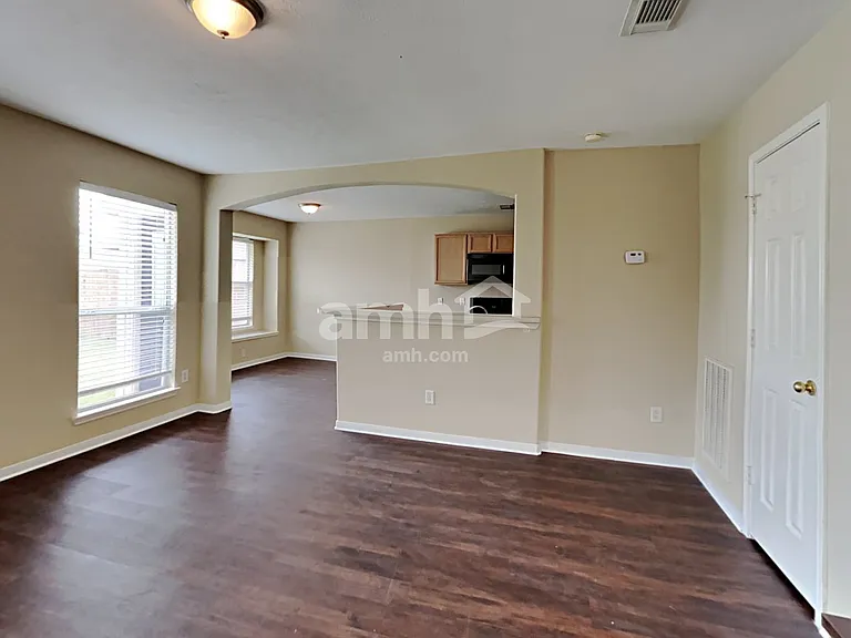 4002 Portman Glen Ln — Photo 6