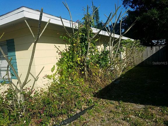 3rd image of 2165 SUNNYSIDE LANE
