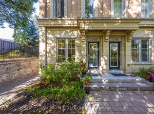 10 Hargrave Ln S #1, Toronto, ON M4N0A4