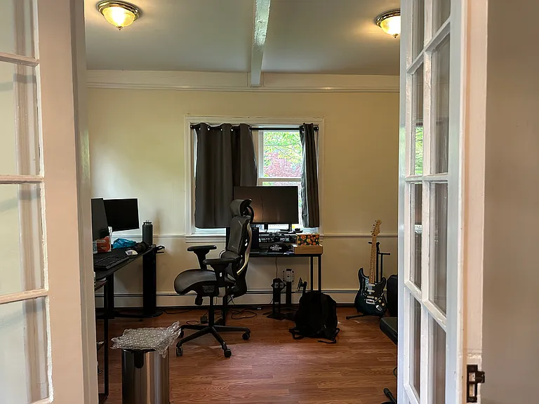 263 Auburndale Ave — Photo 5