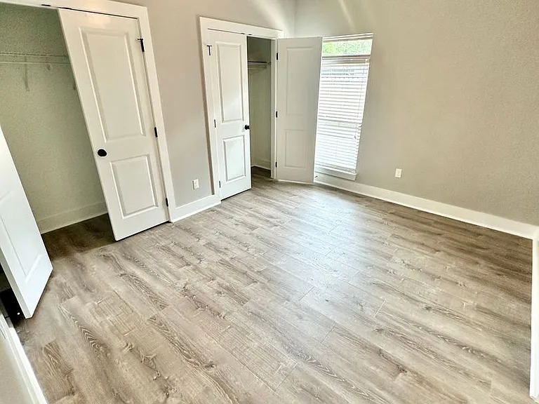 1180 French Quarter Way — Photo 15