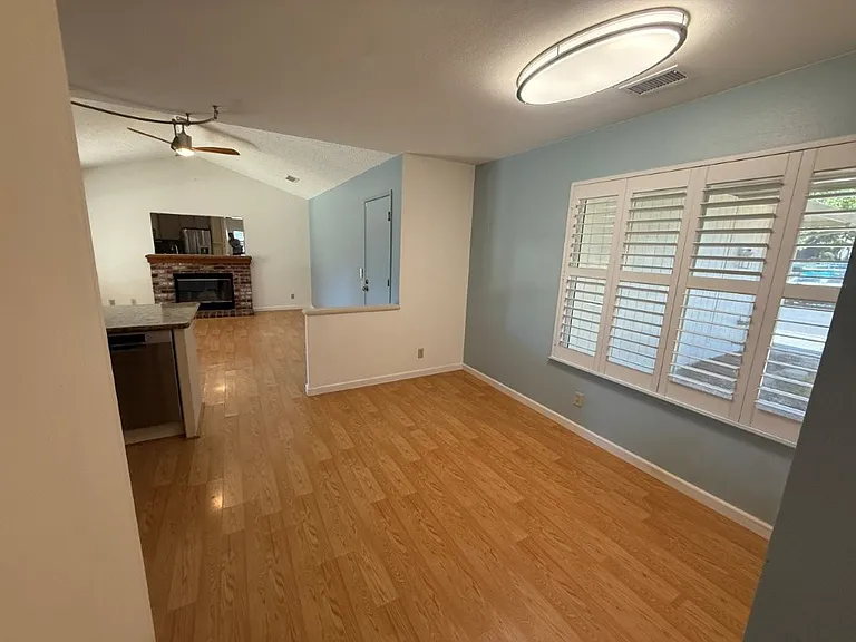 467 Lupine Cir — Photo 21