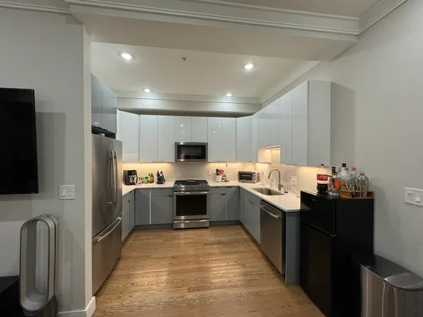 464 Sumner St, Boston, MA