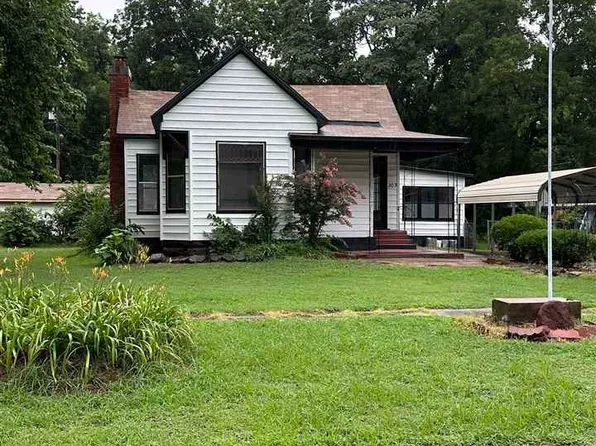 303 E Thomas St, Perkins, OK 74059