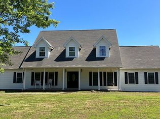 719 McCallie Ferry Rd, Soddy Daisy, TN 37379