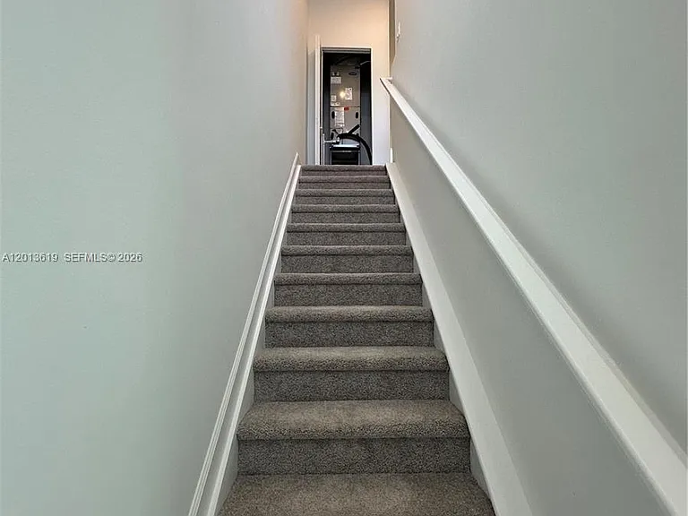 4665 Meyerson Pl — Photo 18