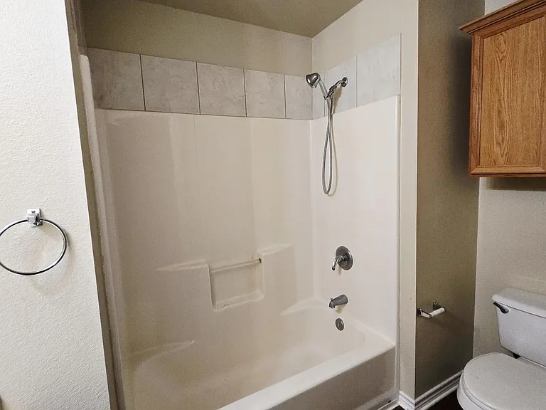 7126 Tourant Rd — Photo 8