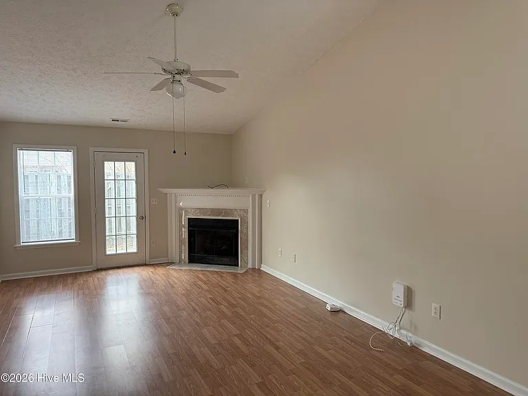 127 Nathan Tisdale Ln — Photo 6