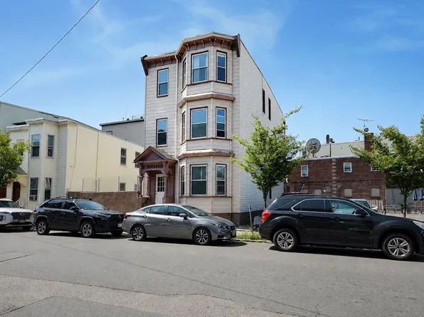 68 Brooks St, East Boston, MA 02128