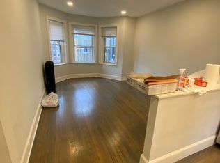 109 Queensberry St APT 14, Boston, MA 02215