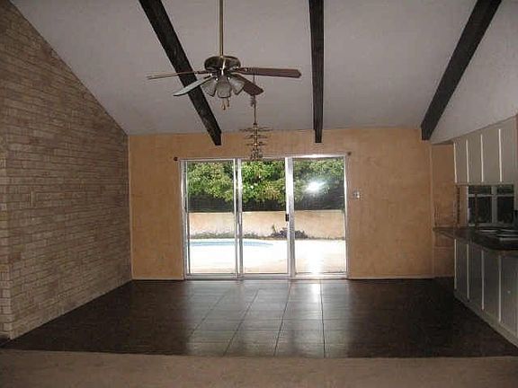 2nd image of 6213 Glengarry Ct