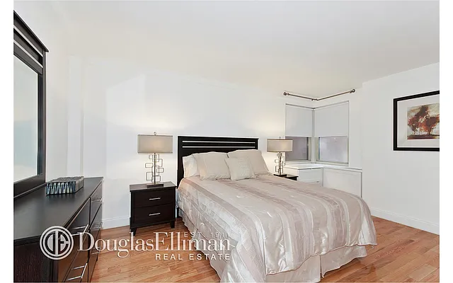 Sold by Douglas Elliman | media 16