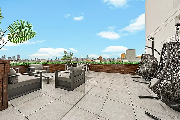 Rented by Arche Nest LLC | media 19