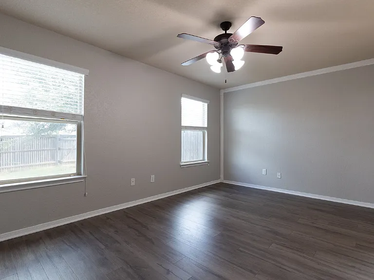 5815 Southern Knl — Photo 26
