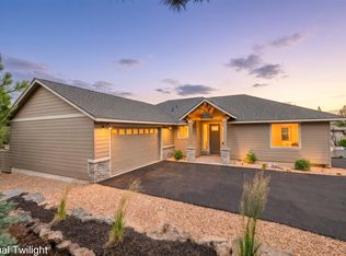 623 Goshawk Dr, Redmond, OR 97756