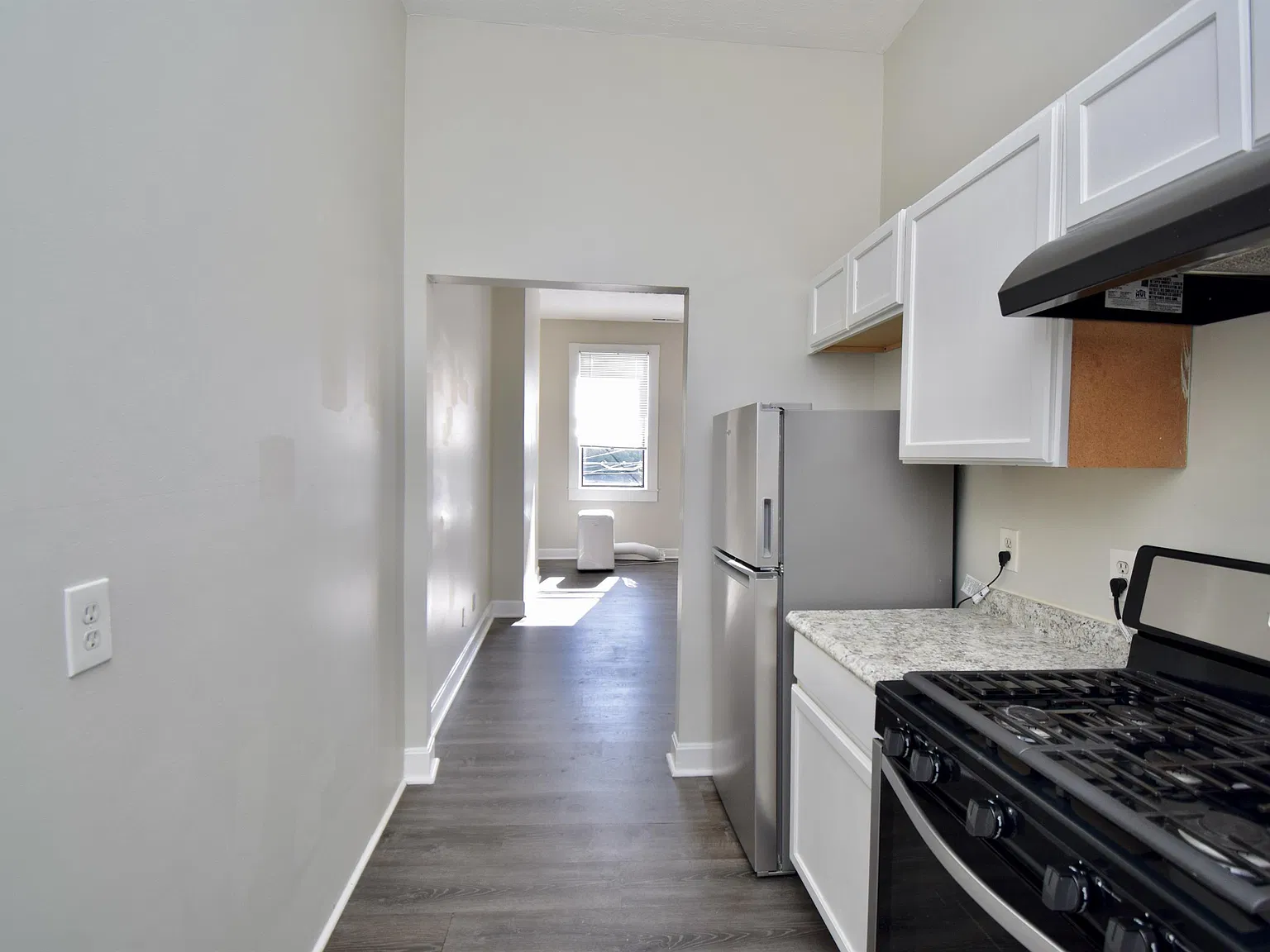 2145 Freeman Avenue - 2 — Photo 4