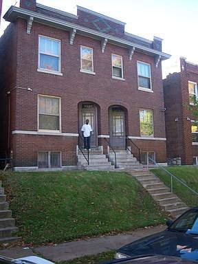 1st image of 3733A Virginia Ave