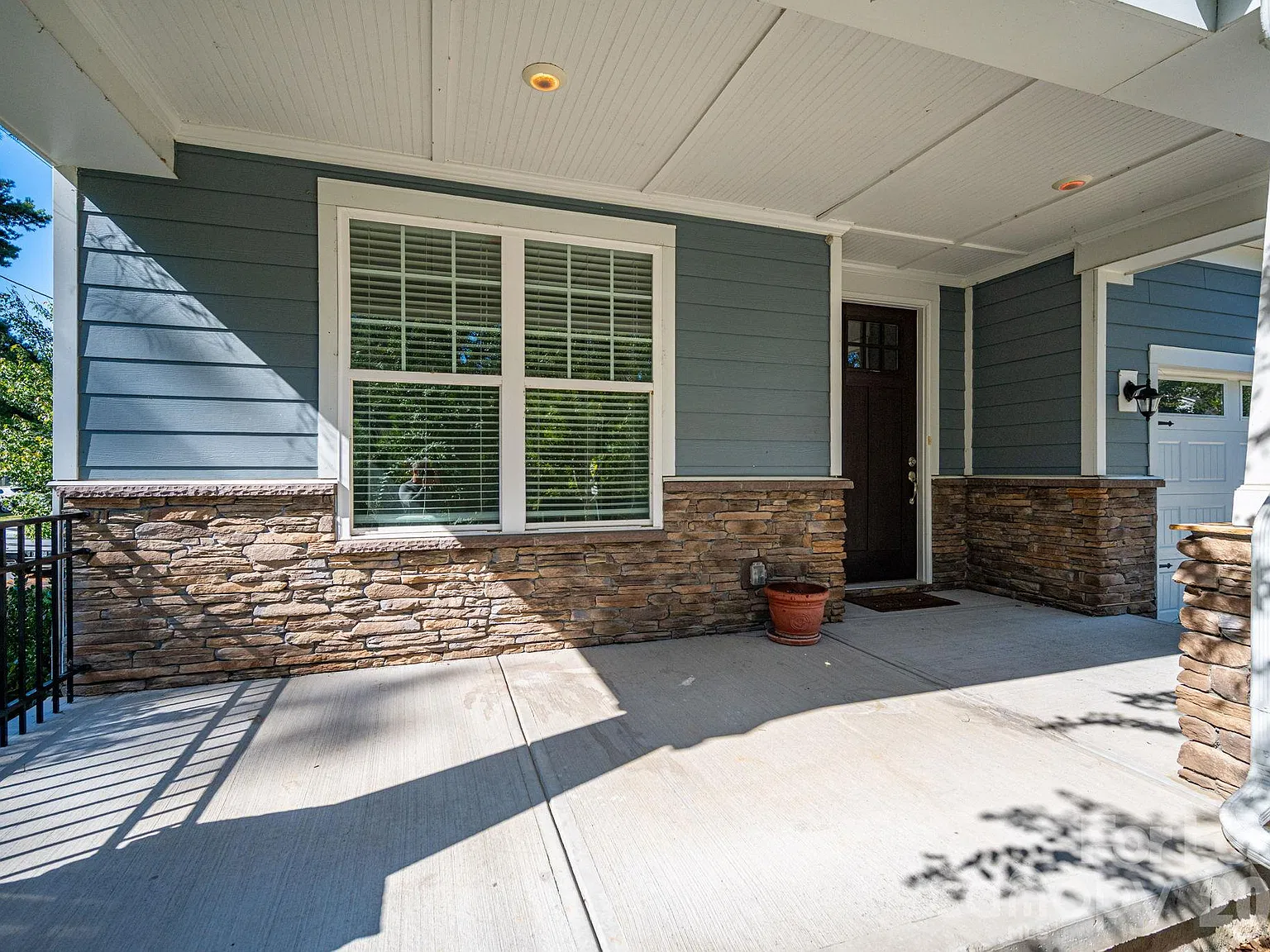 3 bed, 2.5 bath, 1760 sqft, $1,995 — Photo 4
