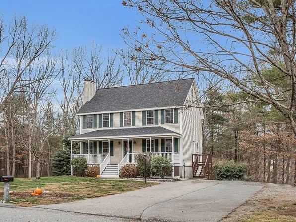 9 Brittany Ln, Billerica, MA 01821