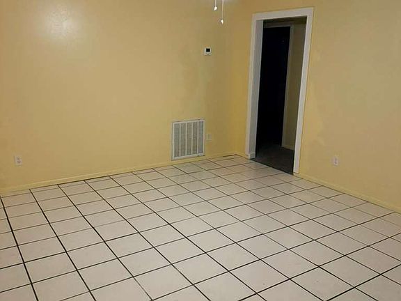 5th image of 1715 Bentley Blvd