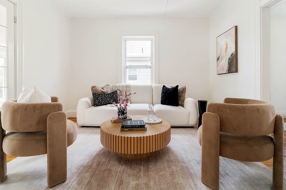1st image of 25 Granite St #2