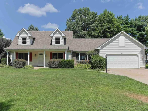 52026 Larkspur Cir, Granger, IN 46530