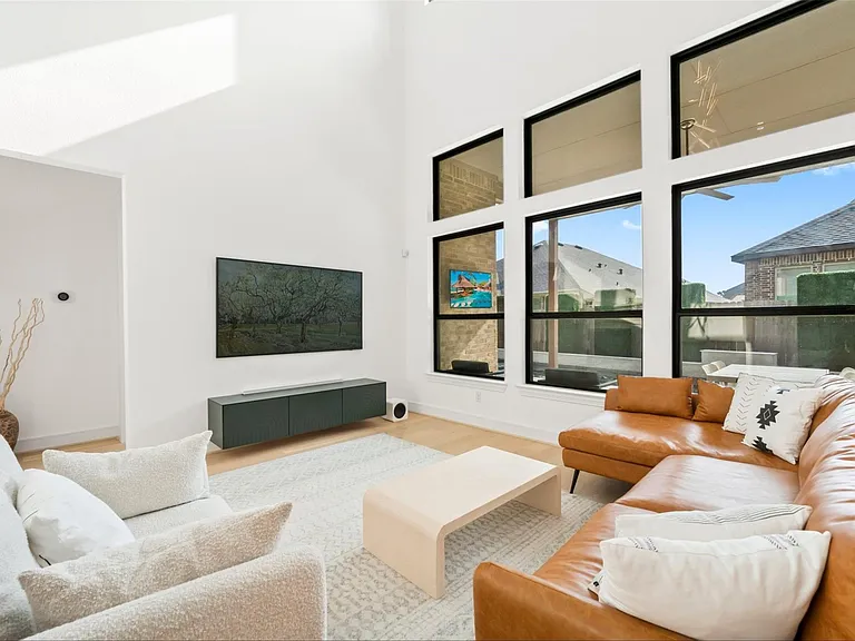1053 Bat Hawk Ct — Photo 14