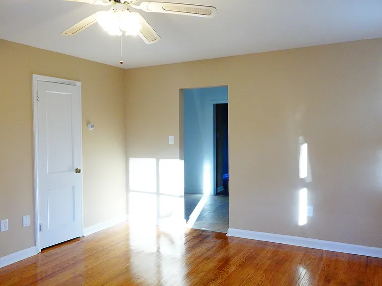 8203 Garland Ave — Photo 57
