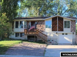 157 Richard St, Mountain View, WY 82939