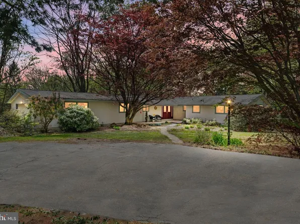 104 Neptune Dr, Newark, DE 19711