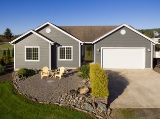 42465 Dale Ln, Astoria, OR 97103