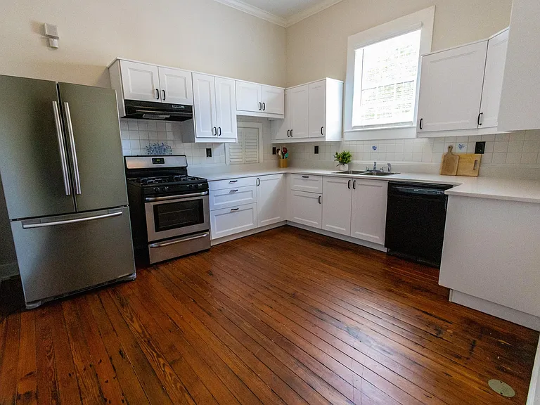 652 Boulevard SE — Photo 12