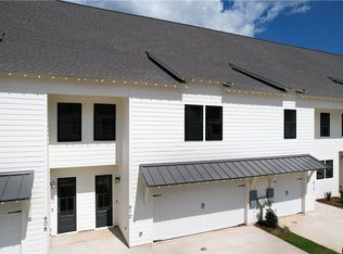 610 Cameron Ct, Auburn, AL 36830