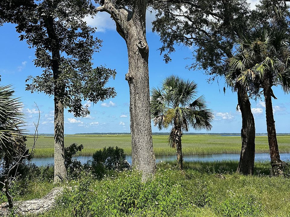 Katie Cove is located on Starratt Road on Jacksonville s Northside