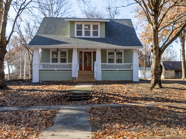 127 N Euclid St, Slater, MO 65349