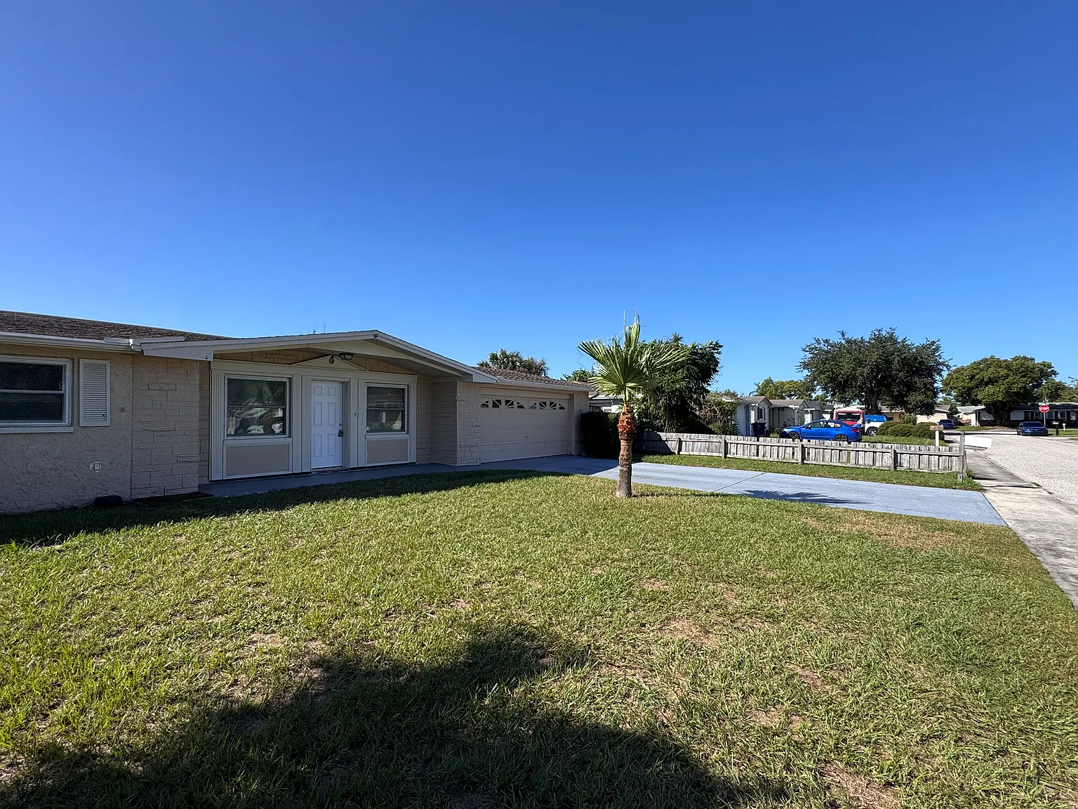 3 bed, 1450 sqft, $2,050 — Photo 2