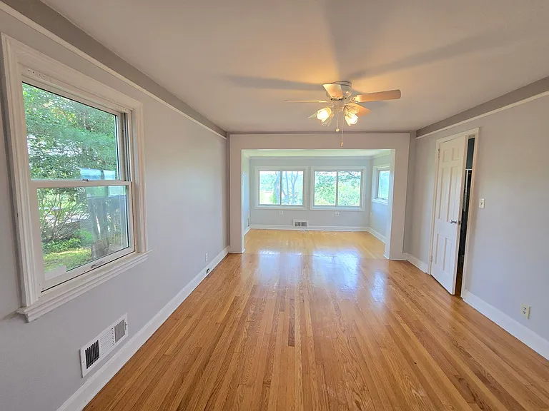 15 Carpender Rd — Photo 17