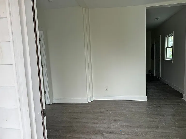 655 Chestnut St — Photo 3
