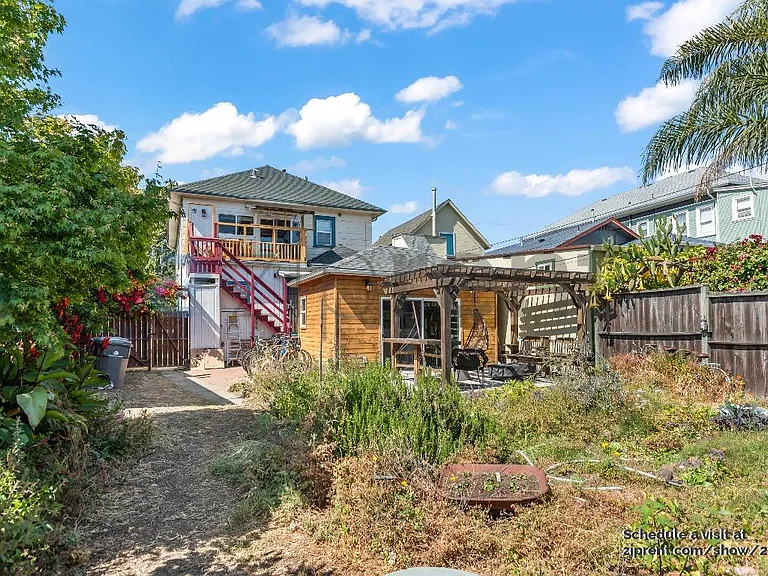 953 Apgar St — Photo 15