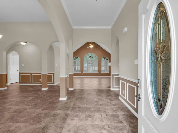 32510 Riverwood Dr, Magnolia, TX 77354