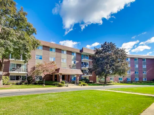 1025 S Fernandez Ave APT 3B, Arlington Heights, IL 60005