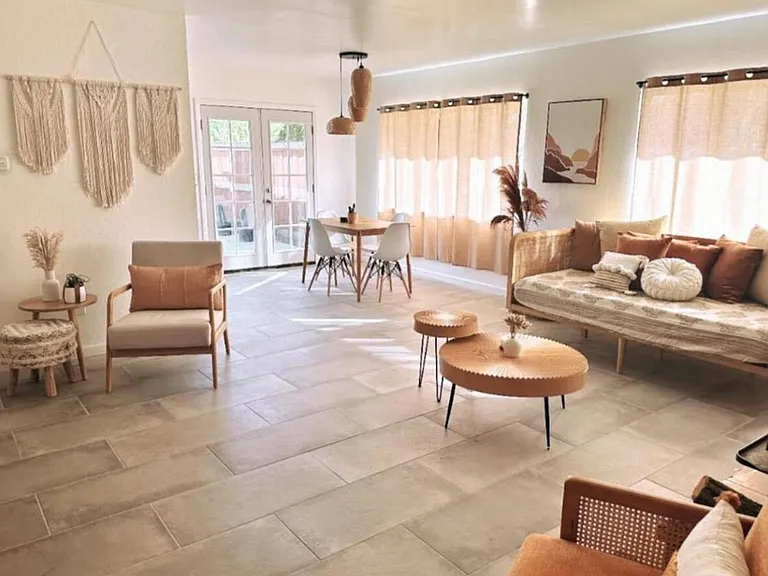 Adobe Dr — Photo 1