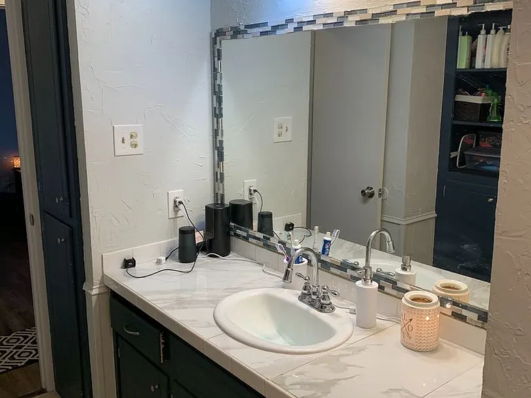 614 N Elkhart Ave — Photo 10
