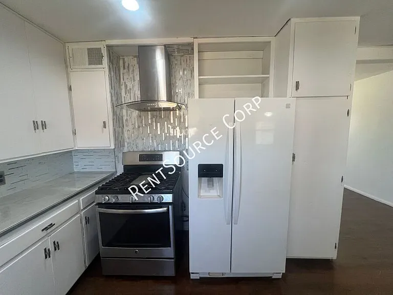 26335 Community Blvd — Photo 11